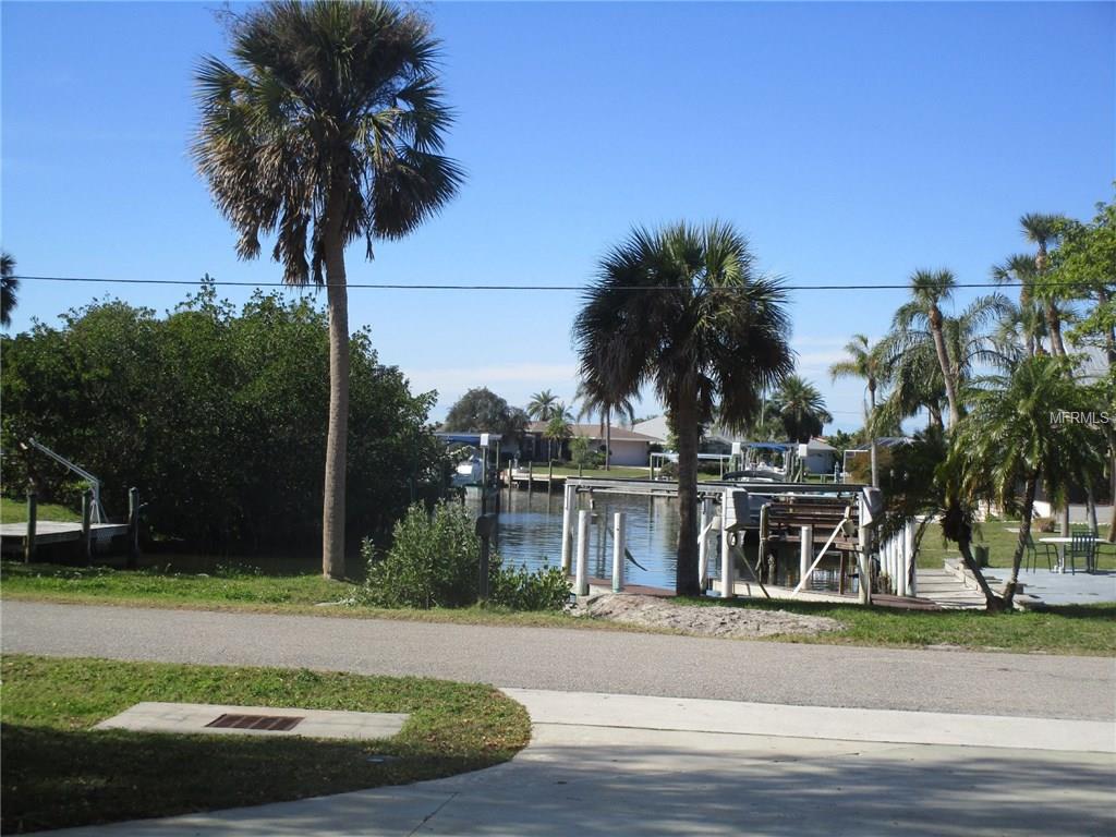 363 OAK STREET, ENGLEWOOD, Florida 34223, 3 Bedrooms Bedrooms, 3 Rooms Rooms,3 BathroomsBathrooms,Residential,For sale,OAK,U7845013