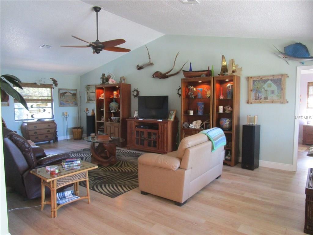 363 OAK STREET, ENGLEWOOD, Florida 34223, 3 Bedrooms Bedrooms, 3 Rooms Rooms,3 BathroomsBathrooms,Residential,For sale,OAK,U7845013