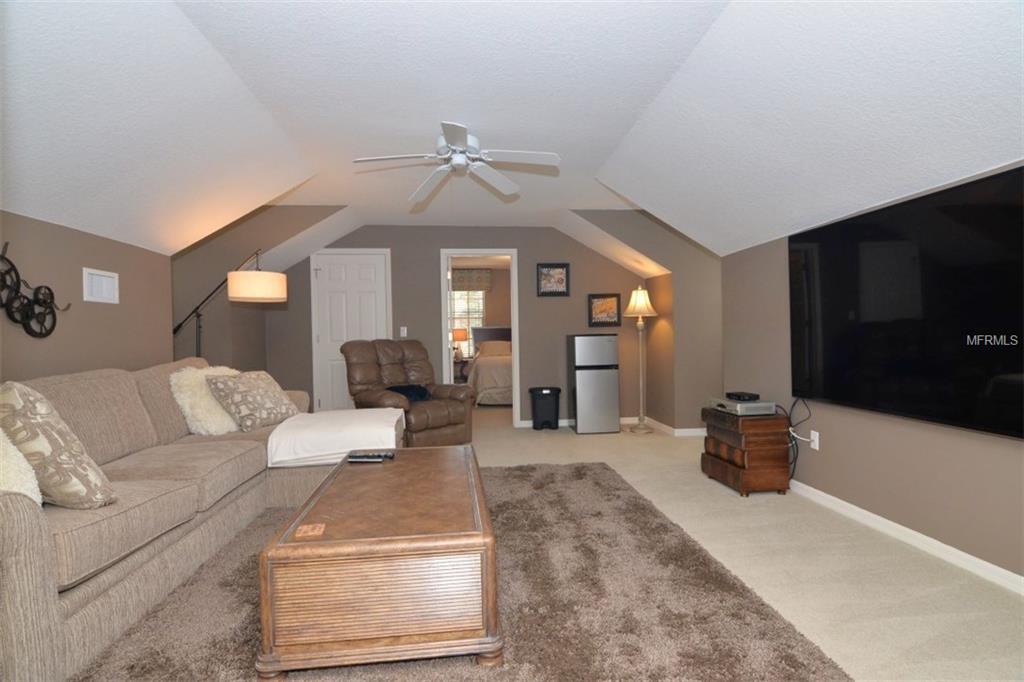 111 BAYTREE COURT, WINTER SPRINGS, Florida 32708, 6 Bedrooms Bedrooms, 11 Rooms Rooms,4 BathroomsBathrooms,Residential,For sale,BAYTREE,O5559293