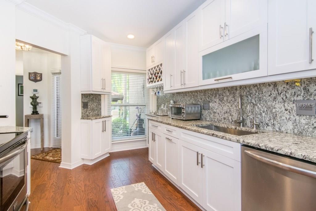 1147 SHIPWATCH CIRCLE, TAMPA, Florida 33602, 3 Bedrooms Bedrooms, 6 Rooms Rooms,2 BathroomsBathrooms,Residential,For sale,SHIPWATCH,T2927285