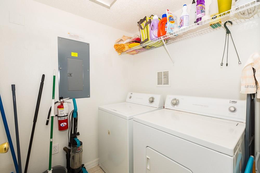 4750 VERO BEACH PLACE, KISSIMMEE, Florida 34746, 3 Bedrooms Bedrooms, 3 Rooms Rooms,2 BathroomsBathrooms,Residential,For sale,VERO BEACH,S4856958