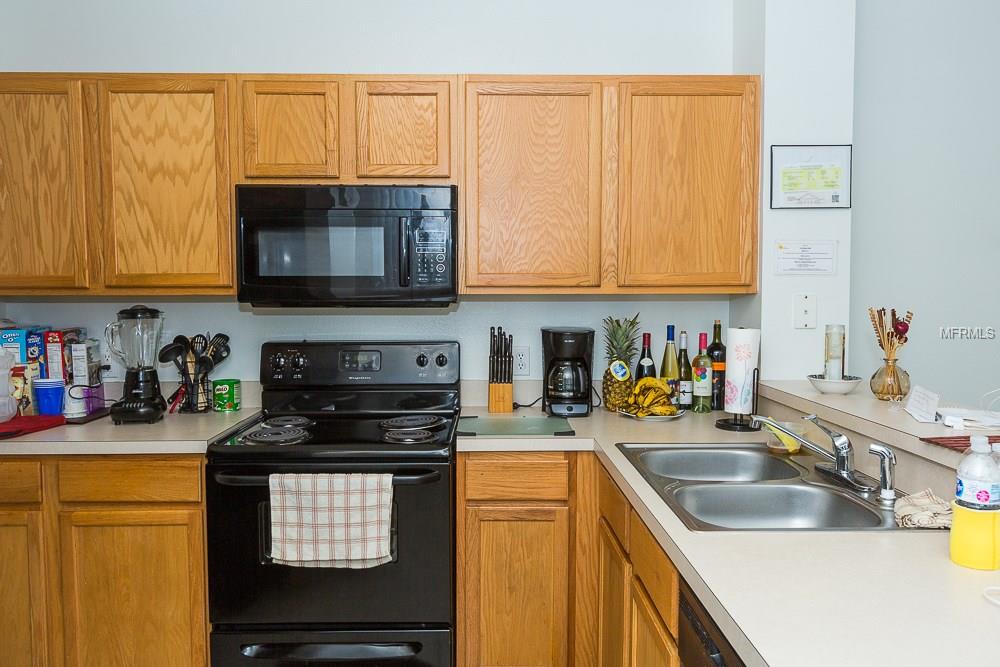 4750 VERO BEACH PLACE, KISSIMMEE, Florida 34746, 3 Bedrooms Bedrooms, 3 Rooms Rooms,2 BathroomsBathrooms,Residential,For sale,VERO BEACH,S4856958