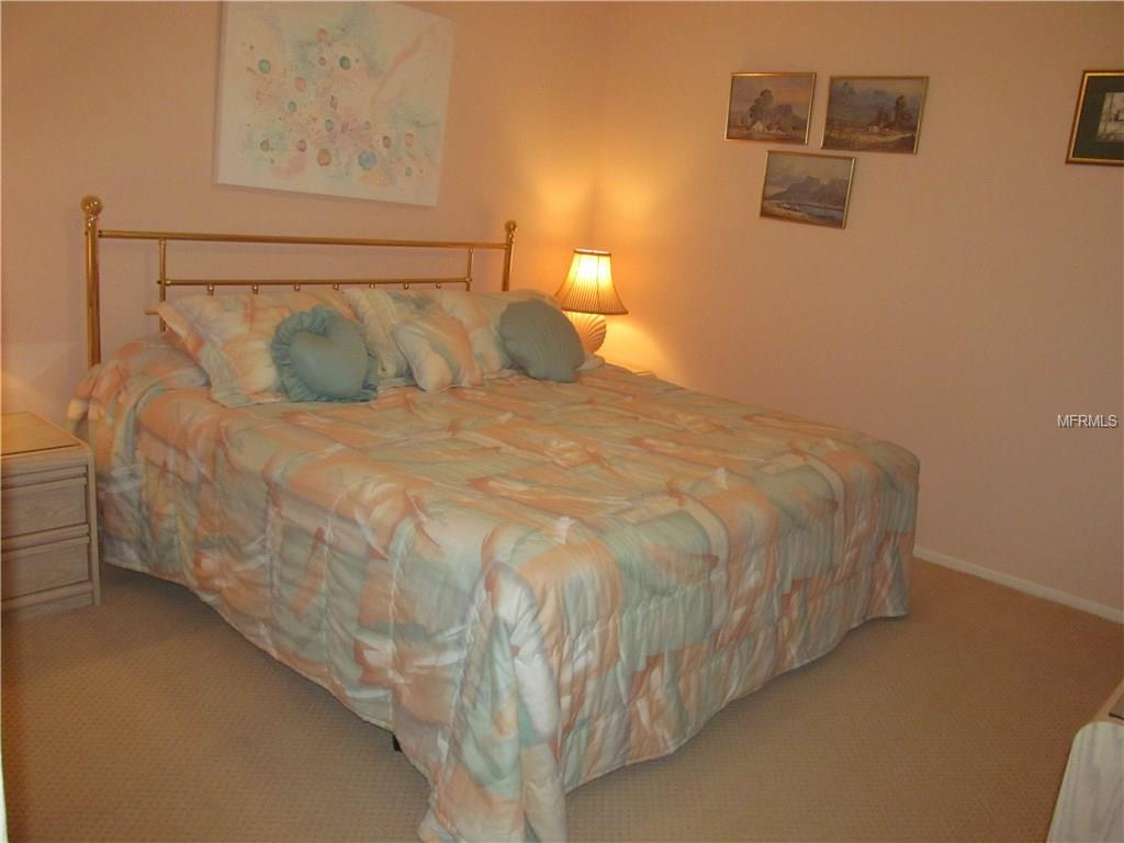 6904 DREWRYS BLUFF, BRADENTON, Florida 34203, 2 Bedrooms Bedrooms, 6 Rooms Rooms,2 BathroomsBathrooms,Residential,For sale,DREWRYS,A4182886