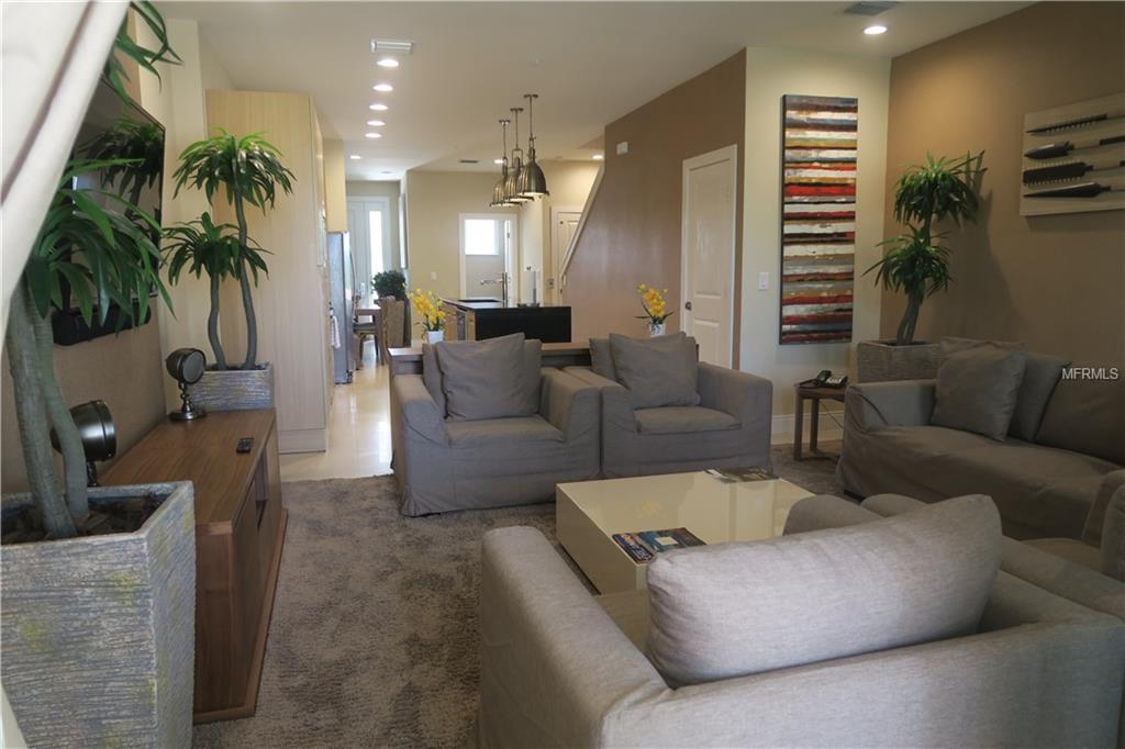 7671 RECIFE DRIVE, KISSIMMEE, Florida 34747, 4 Bedrooms Bedrooms, 6 Rooms Rooms,4 BathroomsBathrooms,Residential,For sale,RECIFE,O5525142