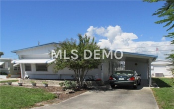 808 CAREFREE, VENICE, Florida 34285, 2 Bedrooms Bedrooms, 5 Rooms Rooms,2 BathroomsBathrooms,Residential,For sale,CAREFREE,N5914183