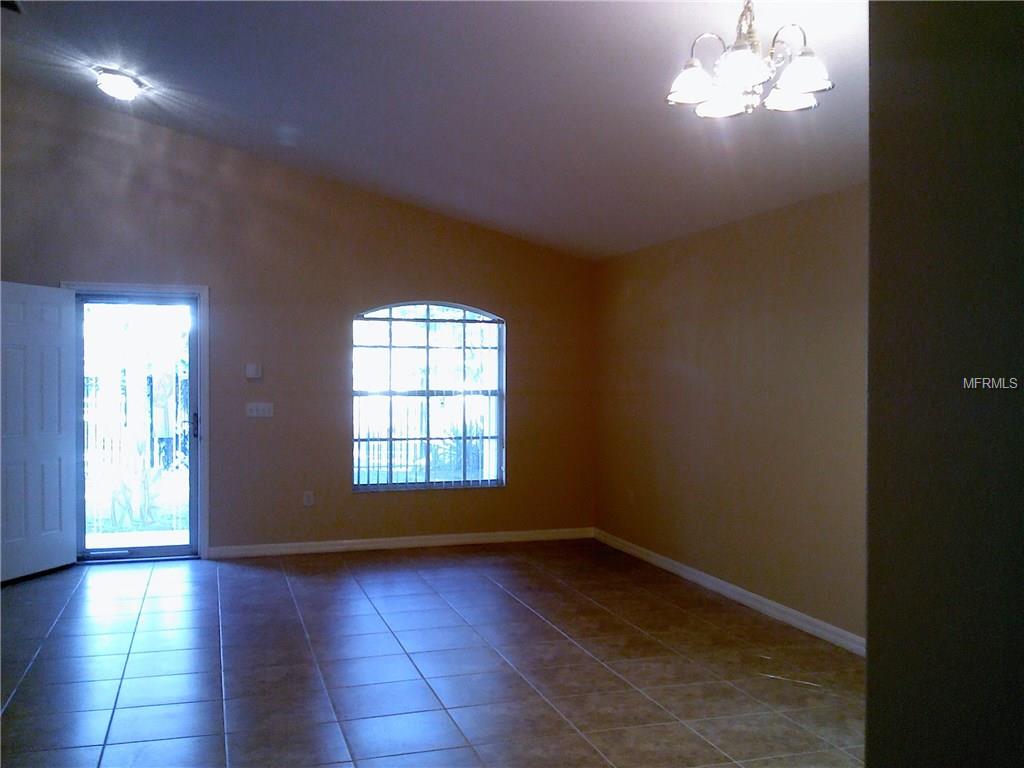 6610 N WILLOW AVENUE, TAMPA, Florida 33604, 3 Bedrooms Bedrooms, 7 Rooms Rooms,2 BathroomsBathrooms,Residential,For sale,WILLOW,T2910871