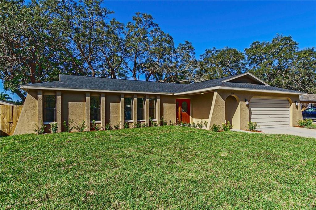 1826 LILLIAN AVENUE, TARPON SPRINGS, Florida 34689, 3 Bedrooms Bedrooms, 3 Rooms Rooms,2 BathroomsBathrooms,Residential,For sale,LILLIAN,U7838471