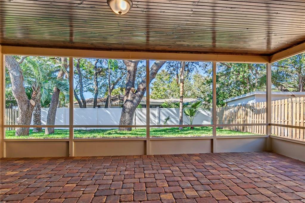 1826 LILLIAN AVENUE, TARPON SPRINGS, Florida 34689, 3 Bedrooms Bedrooms, 3 Rooms Rooms,2 BathroomsBathrooms,Residential,For sale,LILLIAN,U7838471