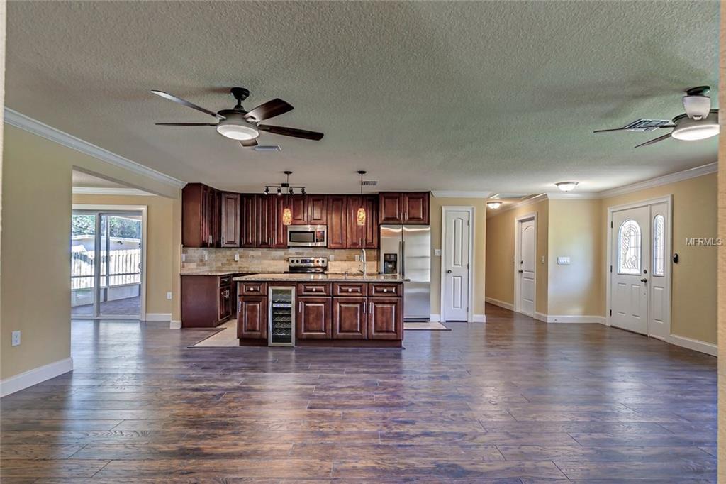 1826 LILLIAN AVENUE, TARPON SPRINGS, Florida 34689, 3 Bedrooms Bedrooms, 3 Rooms Rooms,2 BathroomsBathrooms,Residential,For sale,LILLIAN,U7838471