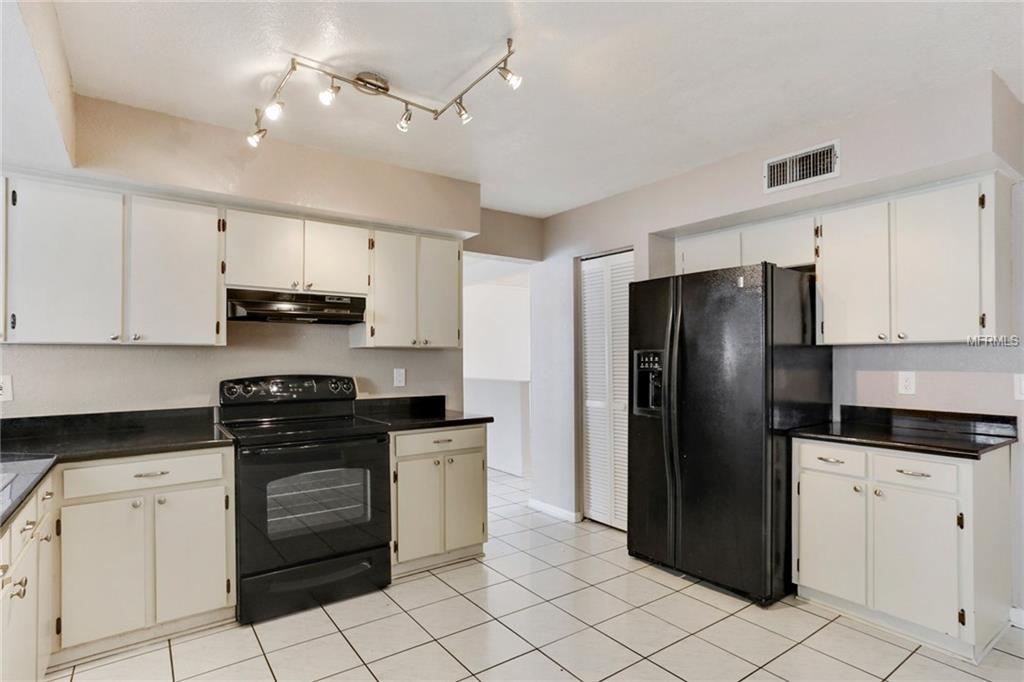 6915 SPANISH MOSS CIRCLE, TAMPA, Florida 33625, 4 Bedrooms Bedrooms, 7 Rooms Rooms,2 BathroomsBathrooms,Residential,For sale,SPANISH MOSS,T2921402