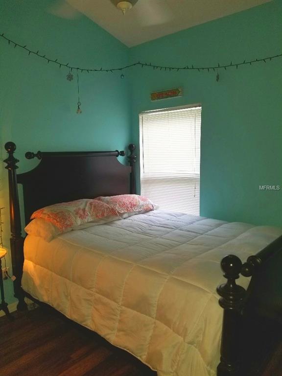 1531 FOX GLEN DRIVE, WINTER SPRINGS, Florida 32708, 4 Bedrooms Bedrooms, 4 Rooms Rooms,2 BathroomsBathrooms,Residential,For sale,FOX GLEN,O5555638