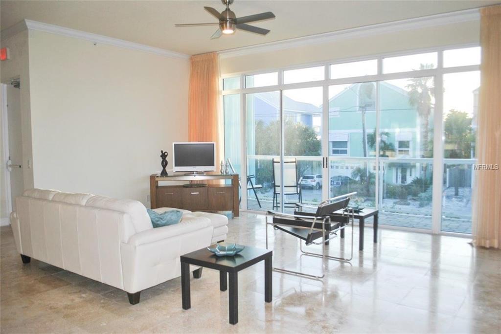 8085 W GULF BOULEVARD, TREASURE ISLAND, Florida 33706, 3 Bedrooms Bedrooms, 5 Rooms Rooms,3 BathroomsBathrooms,Residential,For sale,GULF,U7844410