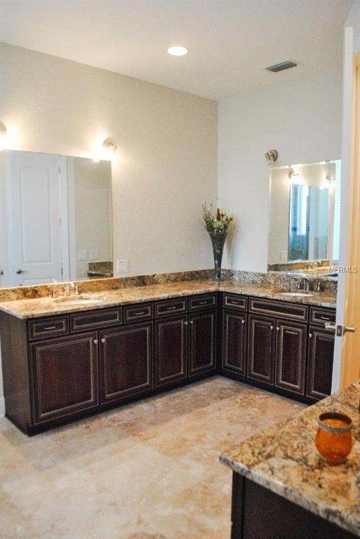 8085 W GULF BOULEVARD, TREASURE ISLAND, Florida 33706, 3 Bedrooms Bedrooms, 5 Rooms Rooms,3 BathroomsBathrooms,Residential,For sale,GULF,U7844410