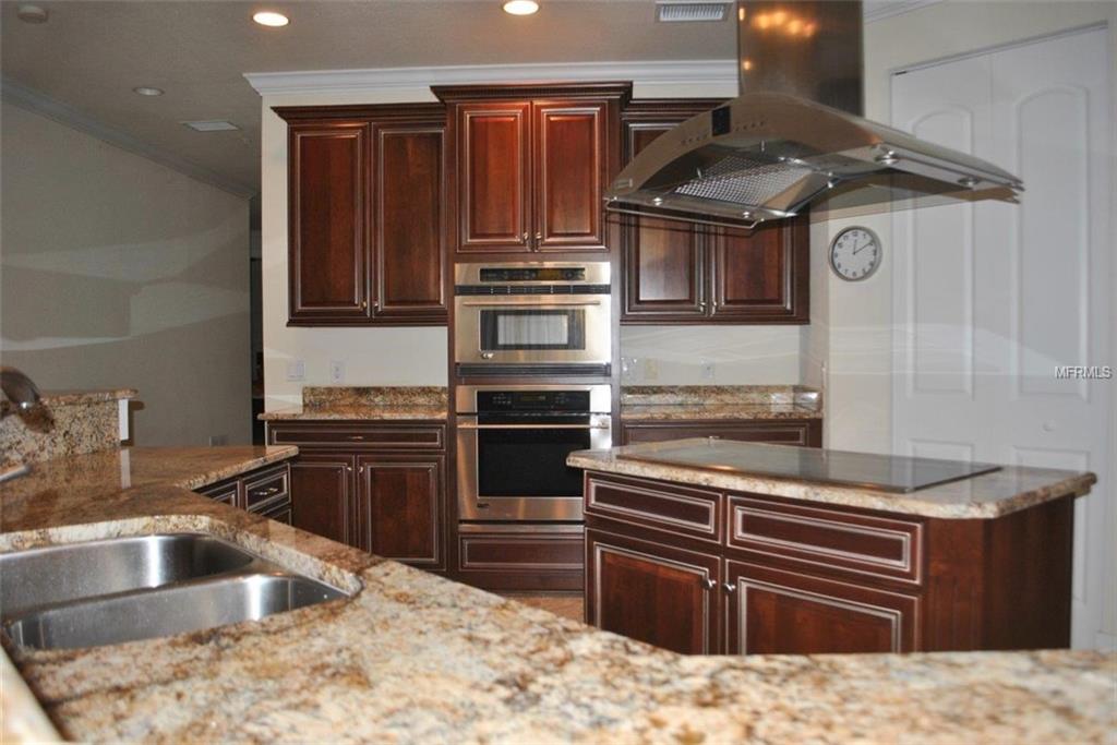 8085 W GULF BOULEVARD, TREASURE ISLAND, Florida 33706, 3 Bedrooms Bedrooms, 5 Rooms Rooms,3 BathroomsBathrooms,Residential,For sale,GULF,U7844410