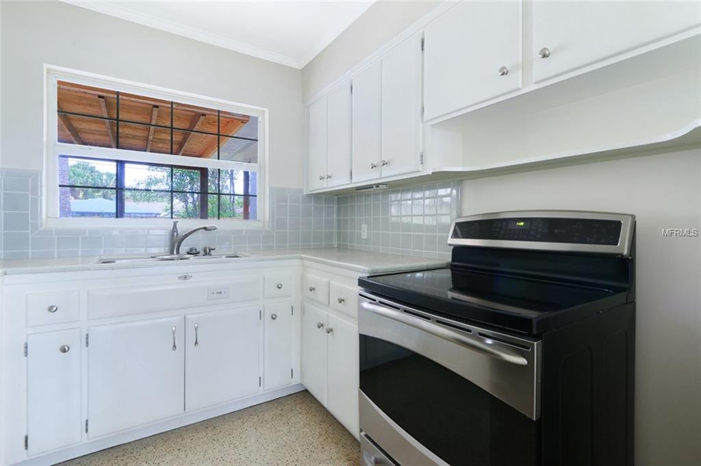 824 NARCISSUS AVENUE, CLEARWATER BEACH, Florida 33767, 2 Bedrooms Bedrooms, 3 Rooms Rooms,2 BathroomsBathrooms,Residential,For sale,NARCISSUS,U7845547