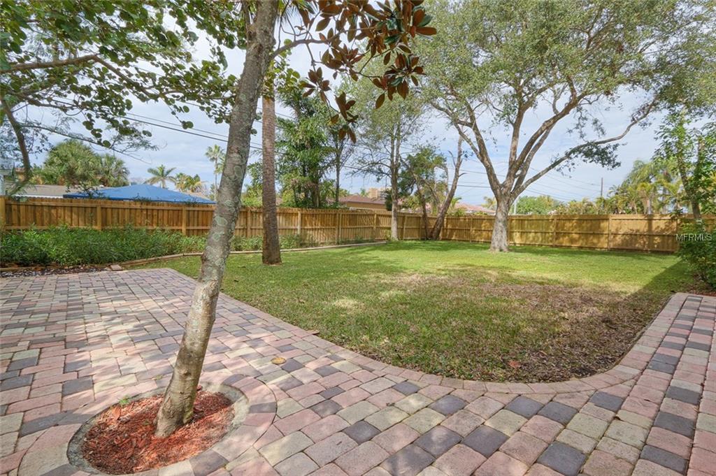 824 NARCISSUS AVENUE, CLEARWATER BEACH, Florida 33767, 2 Bedrooms Bedrooms, 3 Rooms Rooms,2 BathroomsBathrooms,Residential,For sale,NARCISSUS,U7845547