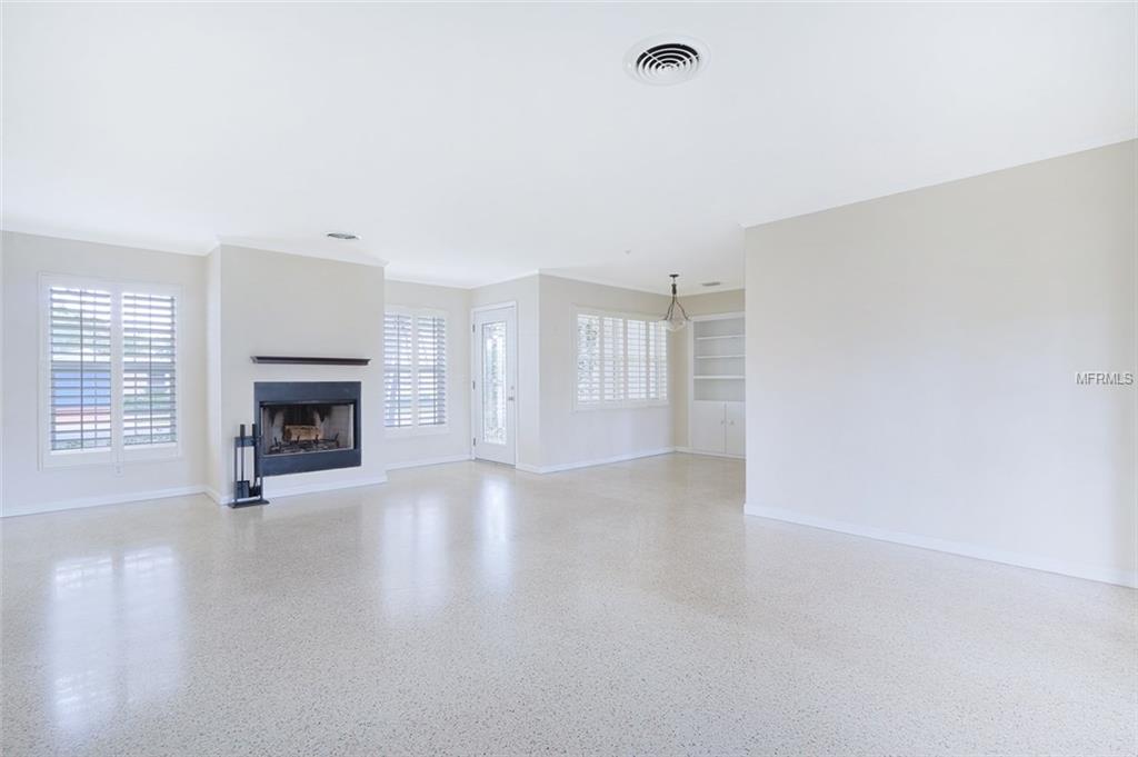 824 NARCISSUS AVENUE, CLEARWATER BEACH, Florida 33767, 2 Bedrooms Bedrooms, 3 Rooms Rooms,2 BathroomsBathrooms,Residential,For sale,NARCISSUS,U7845547