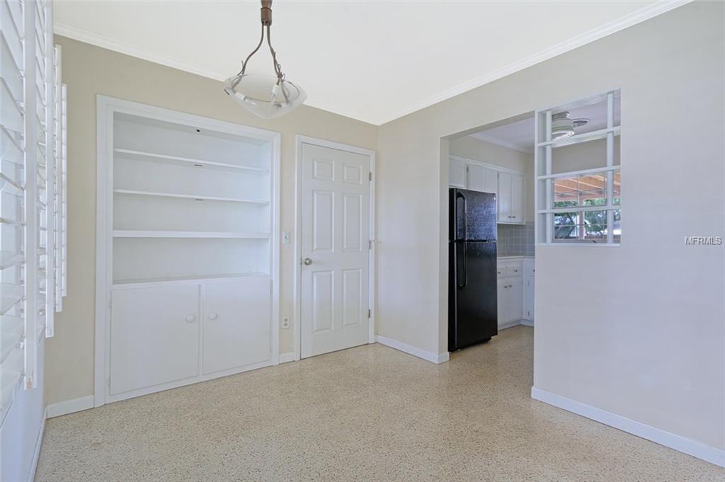 824 NARCISSUS AVENUE, CLEARWATER BEACH, Florida 33767, 2 Bedrooms Bedrooms, 3 Rooms Rooms,2 BathroomsBathrooms,Residential,For sale,NARCISSUS,U7845547