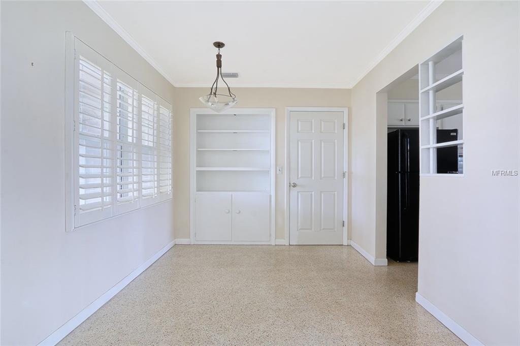 824 NARCISSUS AVENUE, CLEARWATER BEACH, Florida 33767, 2 Bedrooms Bedrooms, 3 Rooms Rooms,2 BathroomsBathrooms,Residential,For sale,NARCISSUS,U7845547