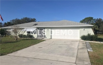 1033 BOUNDS STREET, PORT CHARLOTTE, Florida 33952, 3 Bedrooms Bedrooms, 7 Rooms Rooms,2 BathroomsBathrooms,Residential,For sale,BOUNDS,C7248523