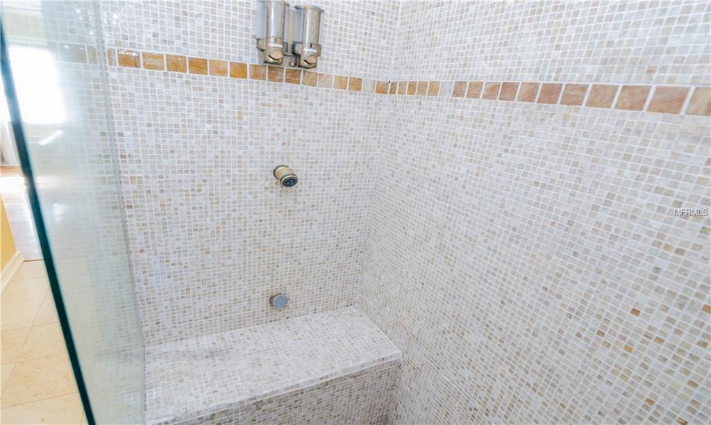 1113 CINNAMON WAY E, LAKELAND, Florida 33801, 3 Bedrooms Bedrooms, 8 Rooms Rooms,2 BathroomsBathrooms,Residential,For sale,CINNAMON,L4725383