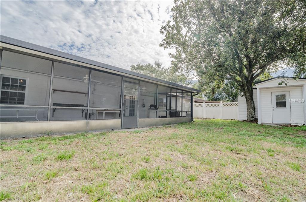 1113 CINNAMON WAY E, LAKELAND, Florida 33801, 3 Bedrooms Bedrooms, 8 Rooms Rooms,2 BathroomsBathrooms,Residential,For sale,CINNAMON,L4725383