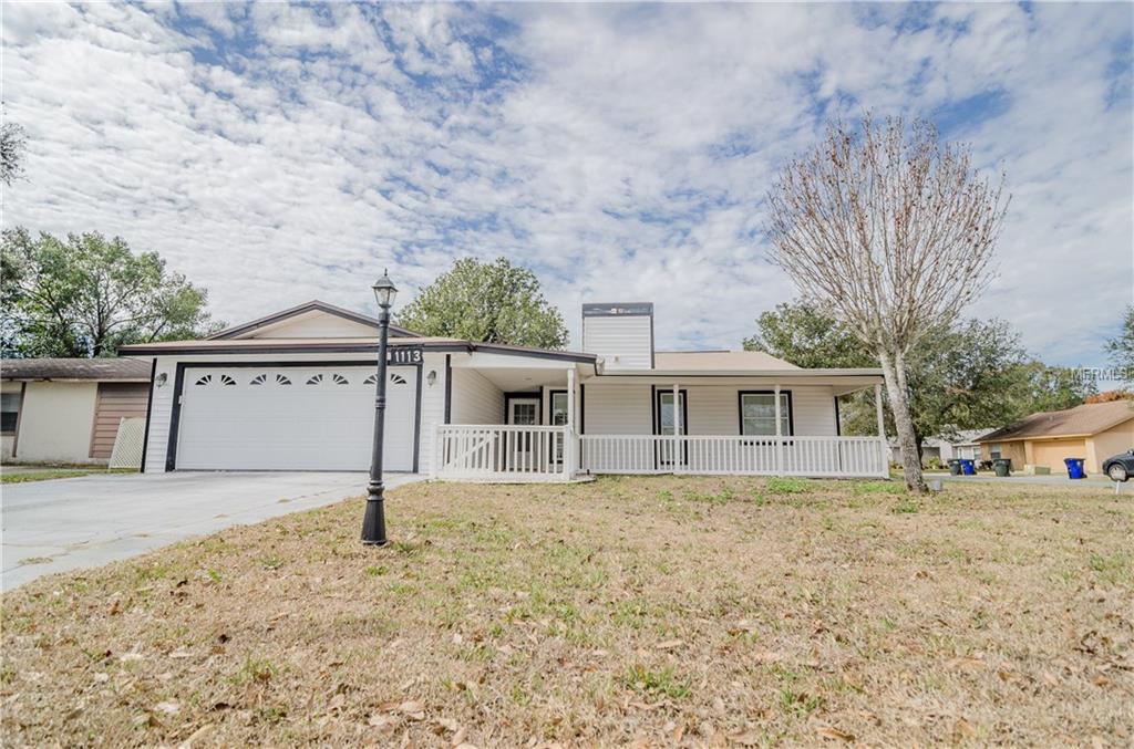 1113 CINNAMON WAY E, LAKELAND, Florida 33801, 3 Bedrooms Bedrooms, 8 Rooms Rooms,2 BathroomsBathrooms,Residential,For sale,CINNAMON,L4725383