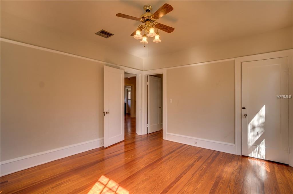 815 E CONCORD STREET, ORLANDO, Florida 32803, 2 Bedrooms Bedrooms, 6 Rooms Rooms,1 BathroomBathrooms,Residential,For sale,CONCORD,O5560717