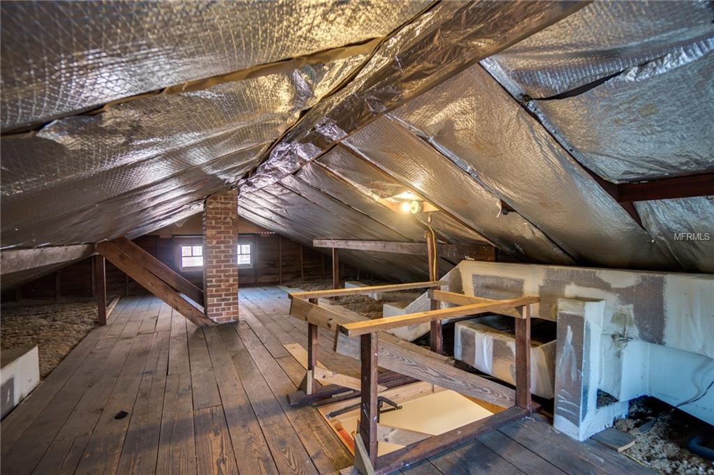 815 E CONCORD STREET, ORLANDO, Florida 32803, 2 Bedrooms Bedrooms, 6 Rooms Rooms,1 BathroomBathrooms,Residential,For sale,CONCORD,O5560717