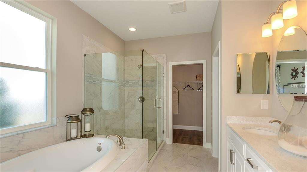 4404 CONCHFISH LANE, OSPREY, Florida 34229, 4 Bedrooms Bedrooms, 9 Rooms Rooms,3 BathroomsBathrooms,Residential,For sale,CONCHFISH,T2927690