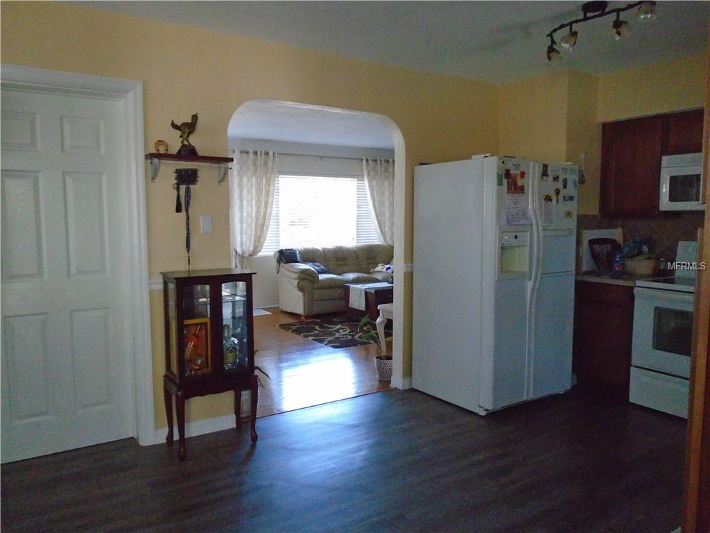 211 89TH AVENUE N, ST PETERSBURG, Florida 33702, 2 Bedrooms Bedrooms, 5 Rooms Rooms,2 BathroomsBathrooms,Residential,For sale,89TH,U7847345