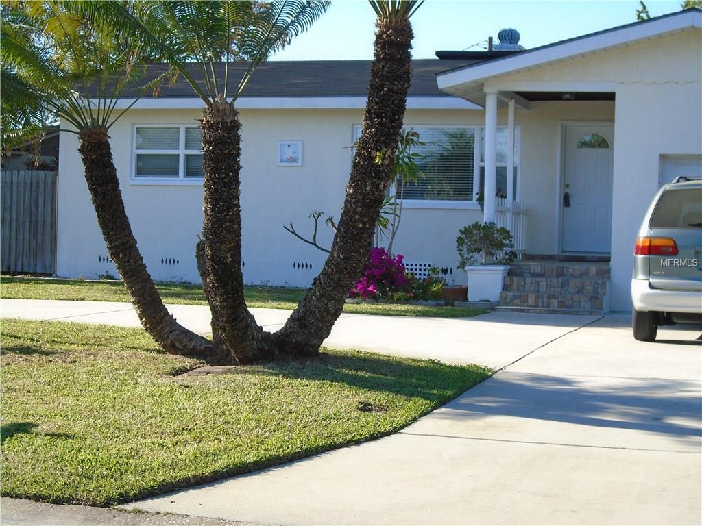 211 89TH AVENUE N, ST PETERSBURG, Florida 33702, 2 Bedrooms Bedrooms, 5 Rooms Rooms,2 BathroomsBathrooms,Residential,For sale,89TH,U7847345