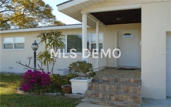 211 89TH AVENUE N, ST PETERSBURG, Florida 33702, 2 Bedrooms Bedrooms, 5 Rooms Rooms,2 BathroomsBathrooms,Residential,For sale,89TH,U7847345