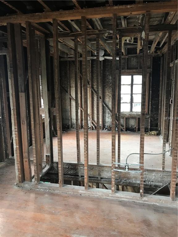 705 BAFFIE AVENUE, WINTER PARK, Florida 32789, 3 Bedrooms Bedrooms, 3 Rooms Rooms,2 BathroomsBathrooms,Residential,For sale,BAFFIE,O5561778