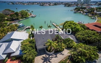 7015 BOCA CIEGA DRIVE, ST PETE BEACH, Florida 33706, 4 Bedrooms Bedrooms, 5 Rooms Rooms,4 BathroomsBathrooms,Residential,For sale,BOCA CIEGA,U7814199