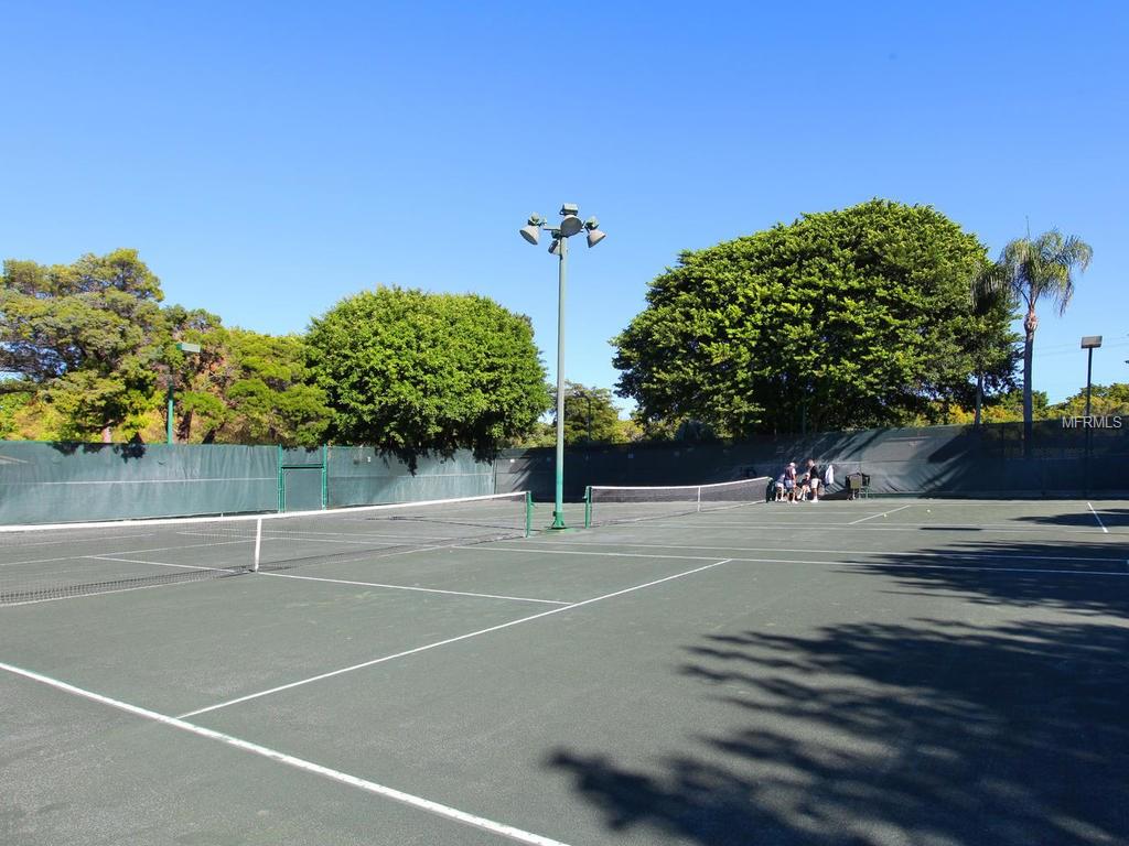 1445 GULF OF MEXICO DRIVE, LONGBOAT KEY, Florida 34228, 2 Bedrooms Bedrooms, 7 Rooms Rooms,2 BathroomsBathrooms,Residential,For sale,GULF OF MEXICO,A4192056