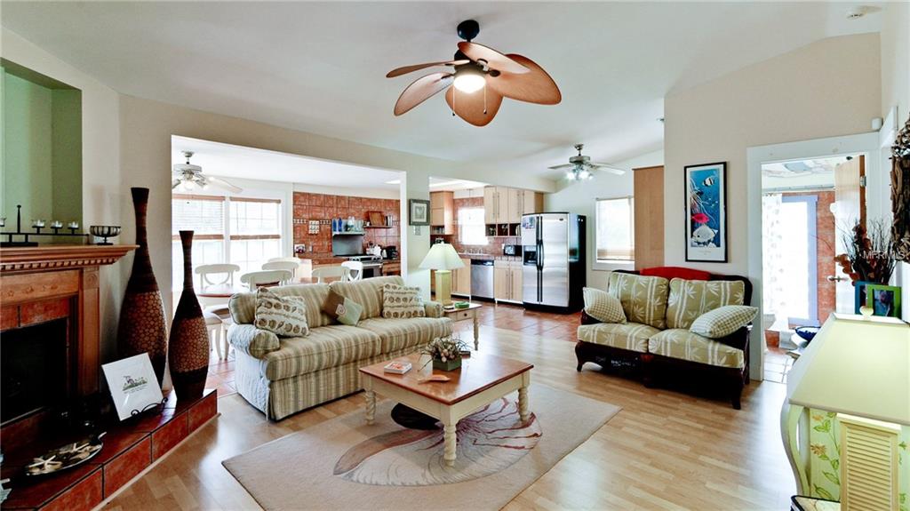 227 85TH STREET, HOLMES BEACH, Florida 34217, 3 Bedrooms Bedrooms, 7 Rooms Rooms,2 BathroomsBathrooms,Residential,For sale,85TH,A4195769