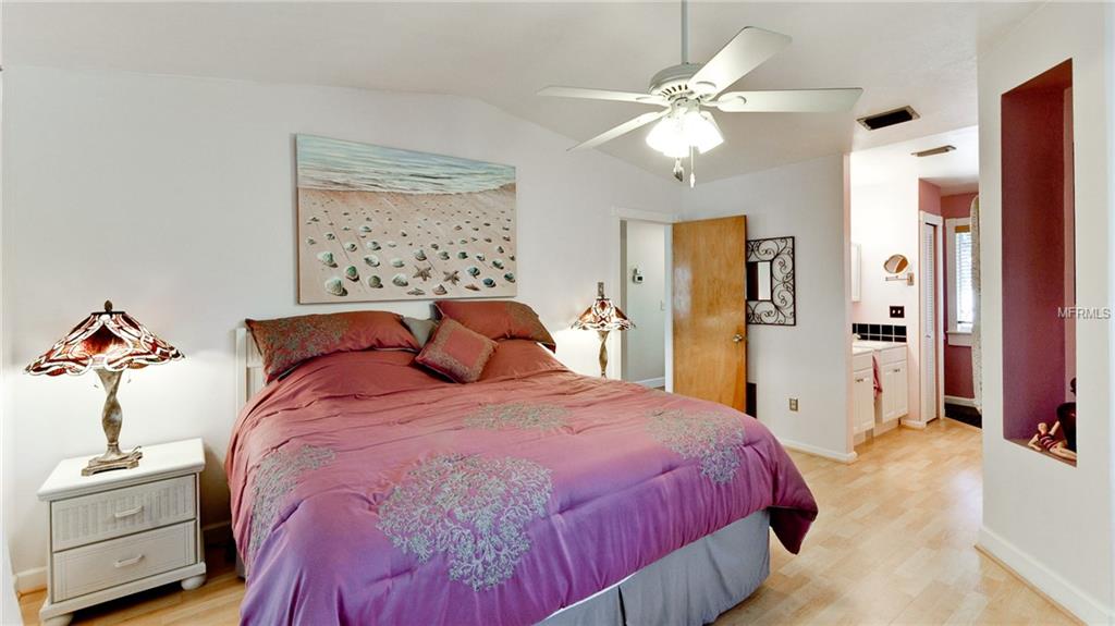 227 85TH STREET, HOLMES BEACH, Florida 34217, 3 Bedrooms Bedrooms, 7 Rooms Rooms,2 BathroomsBathrooms,Residential,For sale,85TH,A4195769