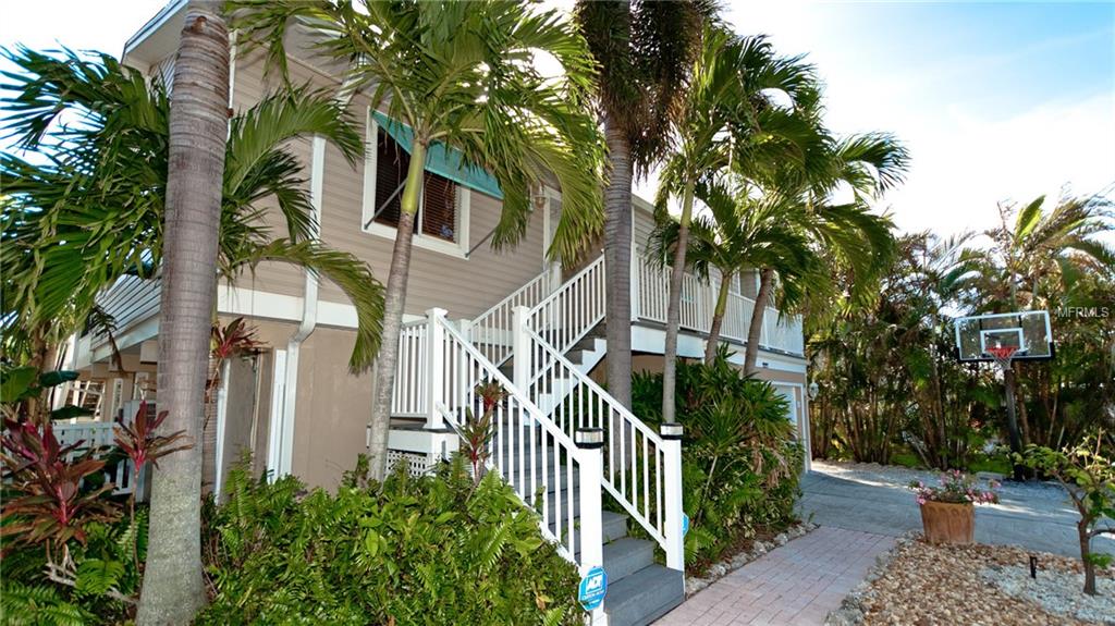 227 85TH STREET, HOLMES BEACH, Florida 34217, 3 Bedrooms Bedrooms, 7 Rooms Rooms,2 BathroomsBathrooms,Residential,For sale,85TH,A4195769