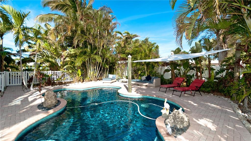 227 85TH STREET, HOLMES BEACH, Florida 34217, 3 Bedrooms Bedrooms, 7 Rooms Rooms,2 BathroomsBathrooms,Residential,For sale,85TH,A4195769