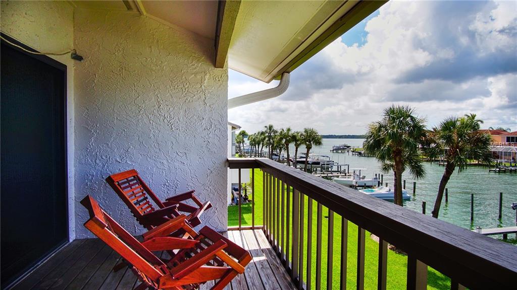 119 MARINA DEL REY COURT, CLEARWATER BEACH, Florida 33767, 3 Bedrooms Bedrooms, 3 Rooms Rooms,3 BathroomsBathrooms,Residential,For sale,MARINA DEL REY,U7834497