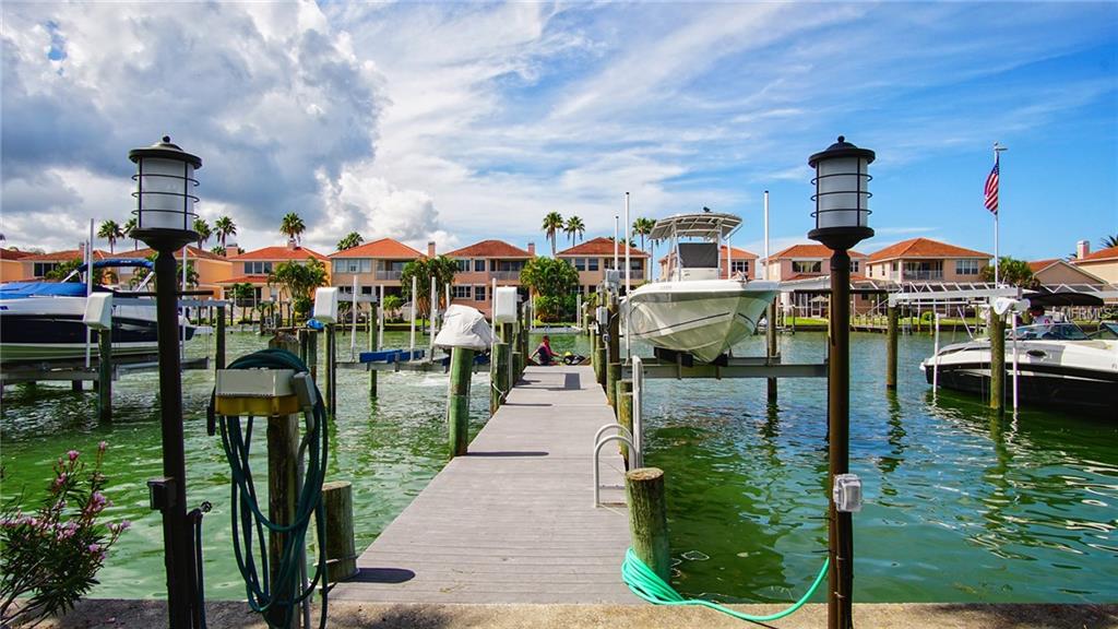119 MARINA DEL REY COURT, CLEARWATER BEACH, Florida 33767, 3 Bedrooms Bedrooms, 3 Rooms Rooms,3 BathroomsBathrooms,Residential,For sale,MARINA DEL REY,U7834497
