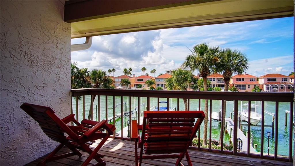 119 MARINA DEL REY COURT, CLEARWATER BEACH, Florida 33767, 3 Bedrooms Bedrooms, 3 Rooms Rooms,3 BathroomsBathrooms,Residential,For sale,MARINA DEL REY,U7834497