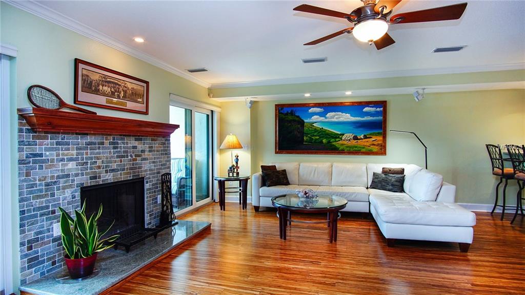 119 MARINA DEL REY COURT, CLEARWATER BEACH, Florida 33767, 3 Bedrooms Bedrooms, 3 Rooms Rooms,3 BathroomsBathrooms,Residential,For sale,MARINA DEL REY,U7834497