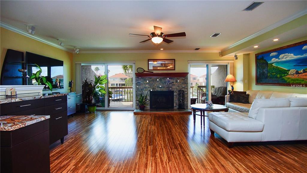 119 MARINA DEL REY COURT, CLEARWATER BEACH, Florida 33767, 3 Bedrooms Bedrooms, 3 Rooms Rooms,3 BathroomsBathrooms,Residential,For sale,MARINA DEL REY,U7834497