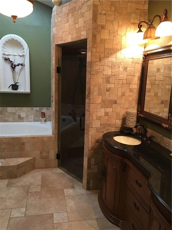 4517 HIDDEN SHADOW DRIVE, TAMPA, Florida 33614, 3 Bedrooms Bedrooms, 7 Rooms Rooms,2 BathroomsBathrooms,Residential,For sale,HIDDEN SHADOW,T2910885