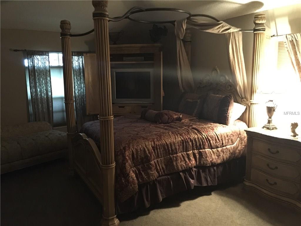 4517 HIDDEN SHADOW DRIVE, TAMPA, Florida 33614, 3 Bedrooms Bedrooms, 7 Rooms Rooms,2 BathroomsBathrooms,Residential,For sale,HIDDEN SHADOW,T2910885