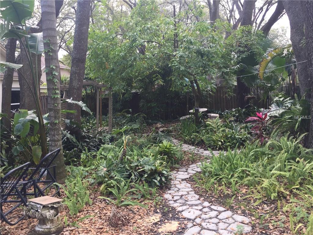 4517 HIDDEN SHADOW DRIVE, TAMPA, Florida 33614, 3 Bedrooms Bedrooms, 7 Rooms Rooms,2 BathroomsBathrooms,Residential,For sale,HIDDEN SHADOW,T2910885