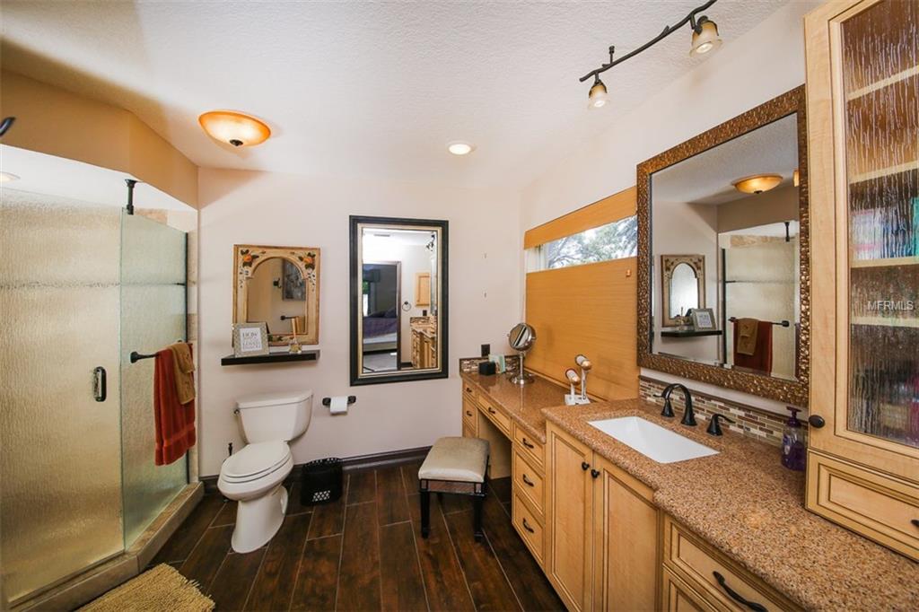 300 SHORT ROAD, VENICE, Florida 34285, 4 Bedrooms Bedrooms, 7 Rooms Rooms,2 BathroomsBathrooms,Residential,For sale,SHORT,N5915266