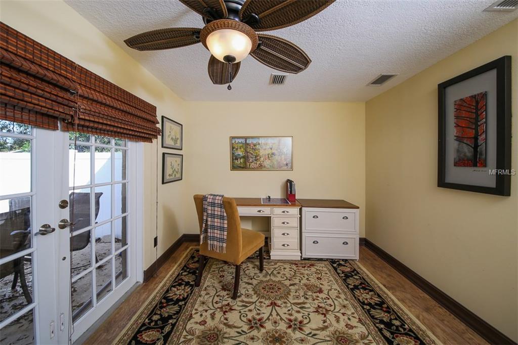 300 SHORT ROAD, VENICE, Florida 34285, 4 Bedrooms Bedrooms, 7 Rooms Rooms,2 BathroomsBathrooms,Residential,For sale,SHORT,N5915266